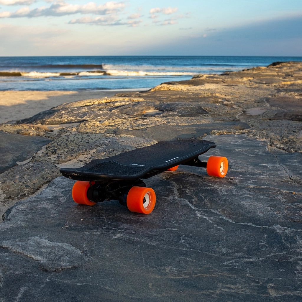 LINNPOWER VIPER - Electric Shortboard