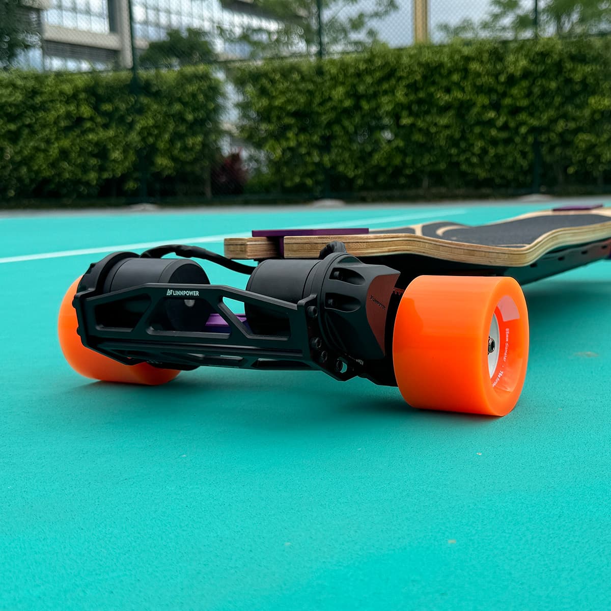 LINNPOWER ZEPHYR- Electric Streetboard